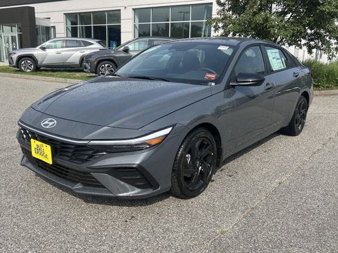 New 2026 Hyundai Elantra Sport FWD image 27