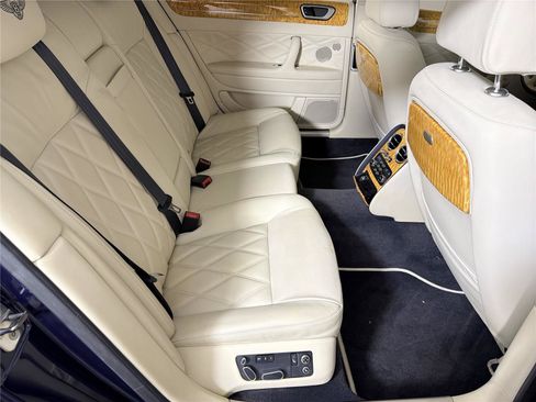 Used 2013 Bentley Flying Spur Flying Spur AWD/4WD image 13