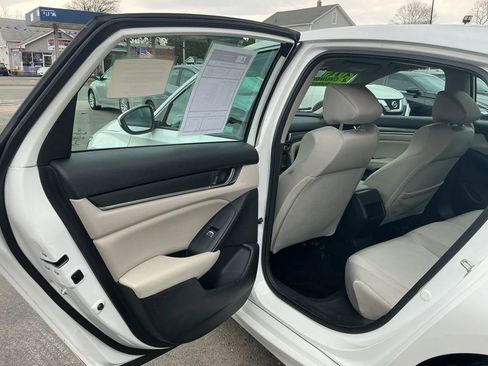 Used 2019 Honda Accord LX image 7