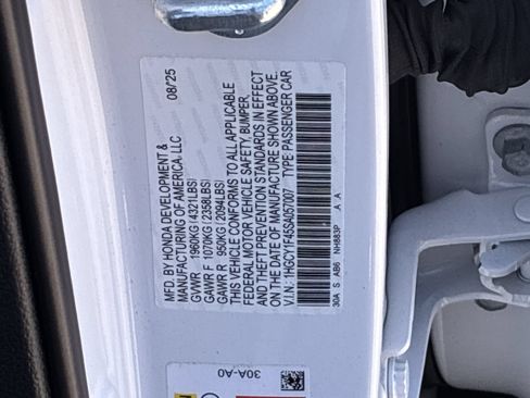 Certified 2025 Honda Accord SE image 39