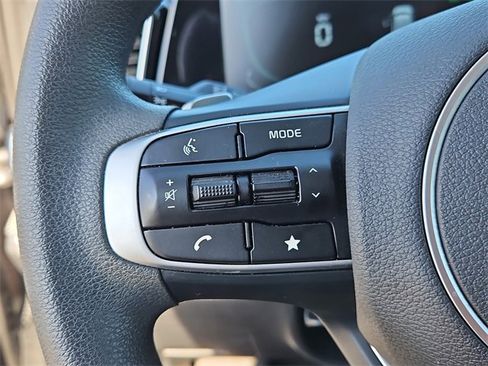 Certified 2023 Kia Sportage LX image 18