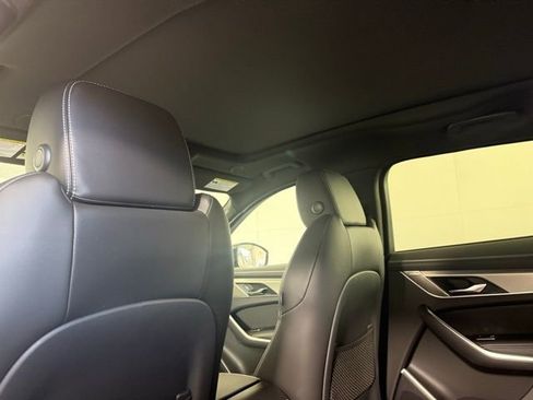 New 2025 Jaguar F-PACE R-Dynamic S image 25