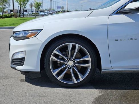 Used 2021 Chevrolet Malibu LT image 10