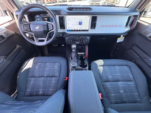 New 2025 Ford Bronco Heritage Edition image 25
