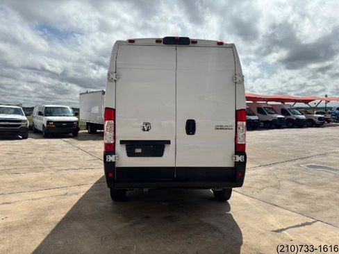Used 2023 RAM ProMaster 2500 FWD image 6
