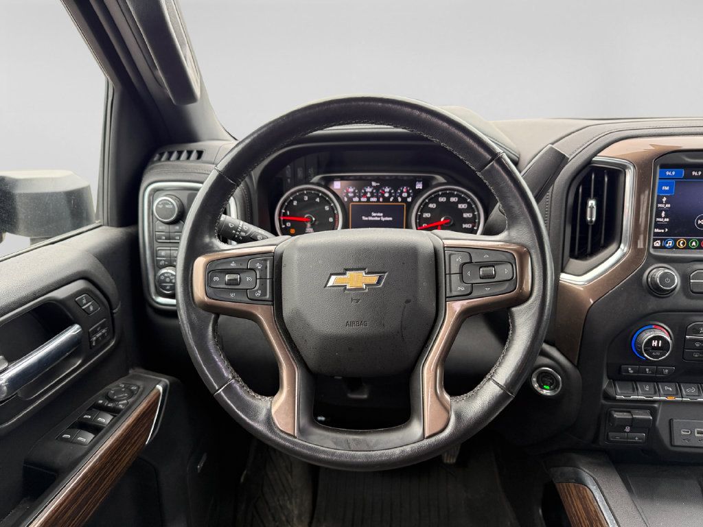 Used 2020 Chevrolet Silverado 3500 High Country w/ Technology Package AWD/4WD image 14
