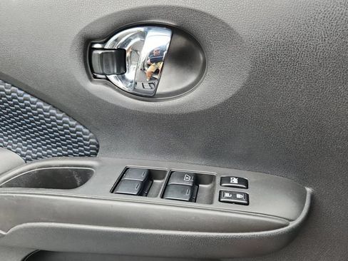 Used 2015 Nissan Versa Note SV FWD image 13