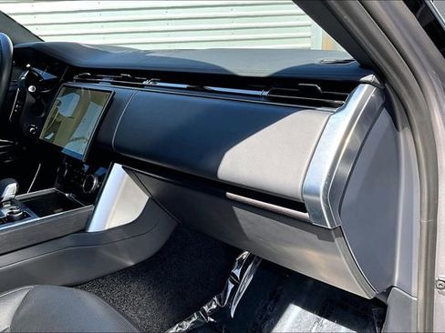 Used 2023 Land Rover Range Rover SE AWD/4WD image 16