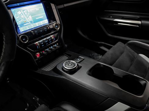 Used 2022 Ford Mustang Shelby GT500 w/ Technology Package RWD image 58