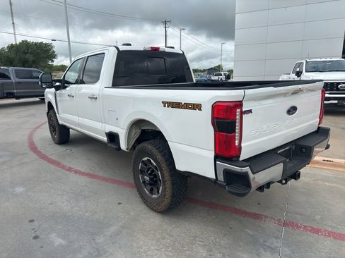 Used 2024 Ford F250 Lariat w/ Lariat Ultimate Package image 9