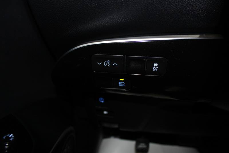 Used 2020 Toyota Prius Prime XLE FWD image 21