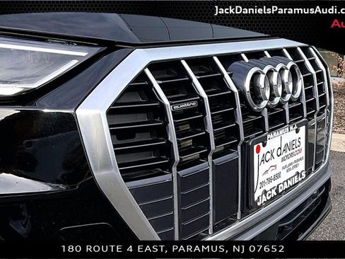 Used 2023 Audi Q3 2.0T Premium w/ Convenience Package image 20