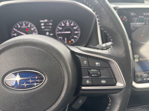 Certified 2024 Subaru Ascent Limited w/ Technology Package image 17