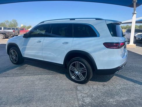Used 2025 Mercedes-Benz GLS 450 4MATIC image 8