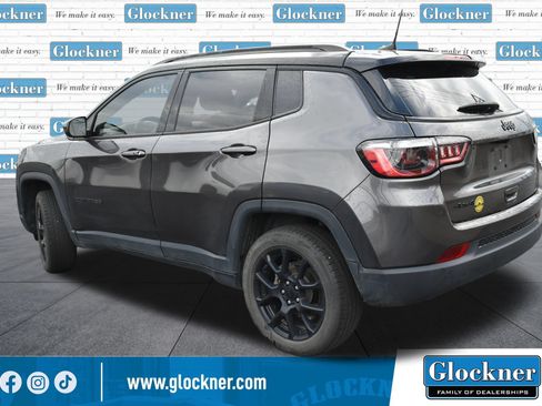 Used 2023 Jeep Compass Latitude w/ Sun and Sound Group AWD/4WD image 14