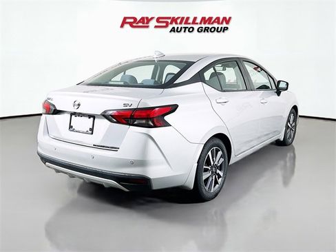 Used 2020 Nissan Versa SV image 7