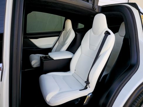 Used 2017 Tesla Model X 100D AWD/4WD image 24