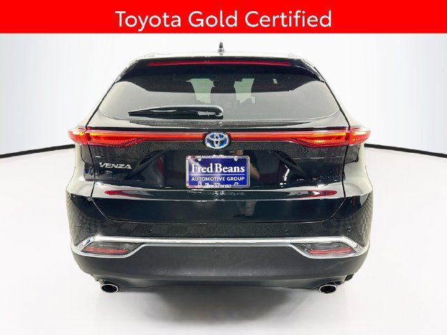 Used 2024 Toyota Venza XLE AWD/4WD image 7