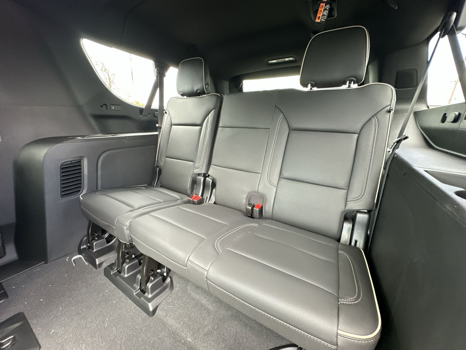New 2026 GMC Yukon XL Elevation w/ Elevation Premium Package AWD/4WD image 26