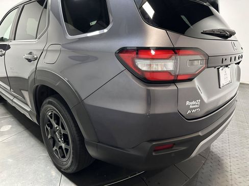 Used 2023 Honda Pilot EX-L image 10