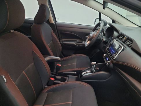 Used 2020 Nissan Versa SR image 21