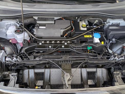 Used 2023 Audi Q4 e-tron Prestige image 23