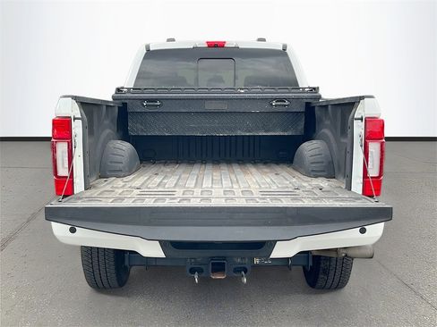 Used 2022 Ford F250 Lariat image 24