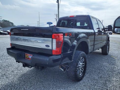 Used 2018 Ford F250 King Ranch w/ King Ranch Ultimate Package AWD/4WD image 4