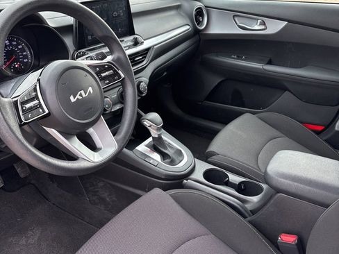 Certified 2023 Kia Forte LXS image 9