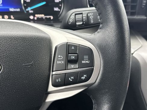 Used 2023 Ford Explorer XLT w/ Equipment Group 202A image 17