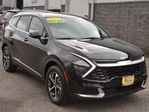 Used 2023 Kia Sportage EX AWD/4WD image 2