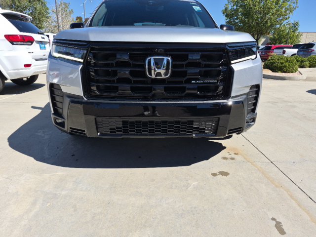 New 2026 Honda Pilot Black Edition image 6