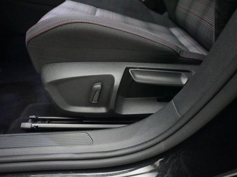 Used 2024 Volkswagen GTI S image 28