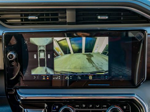 Used 2026 GMC Sierra 3500 Denali Ultimate image 26