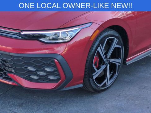 Used 2025 Volkswagen GTI SE image 9
