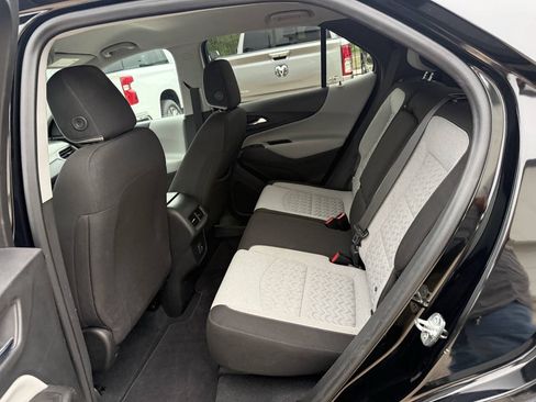 Used 2022 Chevrolet Equinox LT AWD/4WD image 13