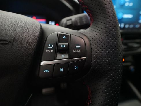 Used 2024 Ford Escape ST-Line w/ Tech Pack #1 AWD/4WD image 19