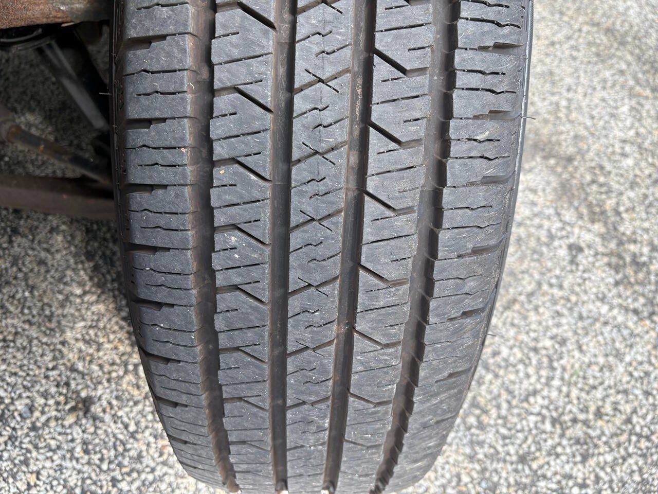 Used 2009 Chevrolet Silverado 1500 W/T RWD image 3