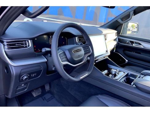 New 2026 Jeep Grand Wagoneer Limited AWD/4WD image 6