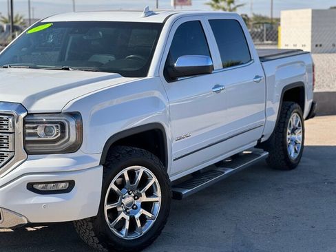 Used 2017 GMC Sierra 1500 Denali image 2