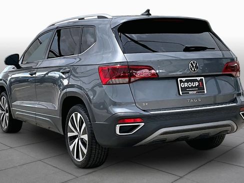 Used 2022 Volkswagen Taos SE FWD image 12