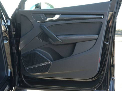 Used 2018 Audi SQ5 Premium Plus image 39