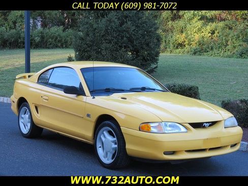Used 1994 Ford Mustang GT image 3