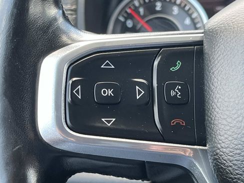 Used 2019 RAM 1500 Laramie AWD/4WD image 37