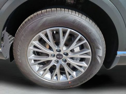 Certified 2025 Genesis GV80 2.5T Standard AWD/4WD image 11