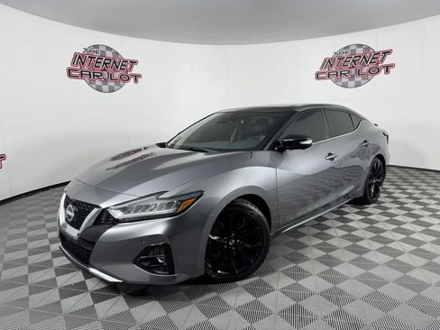 Used 2021 Nissan Maxima SR w/ Sport Mat Group FWD image 1