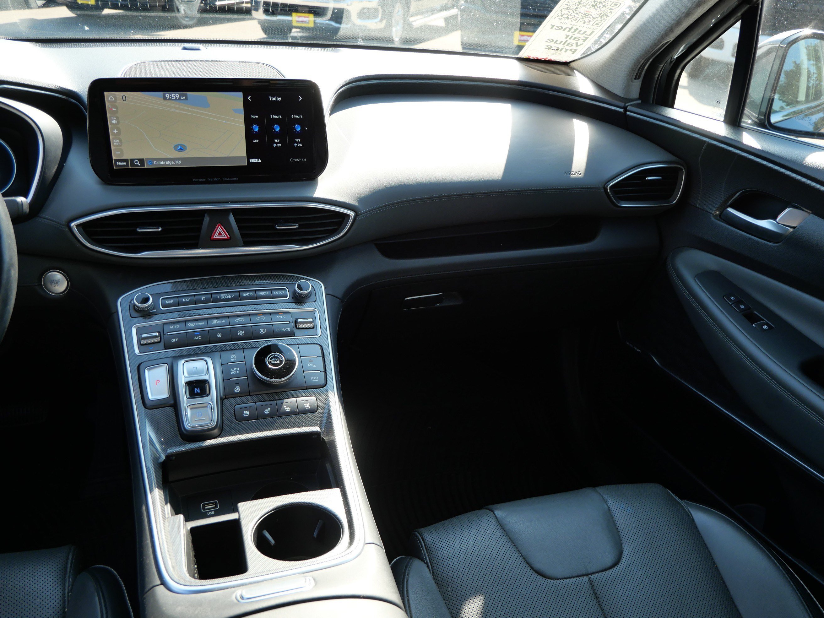 Used 2022 Hyundai Santa Fe Limited FWD image 11