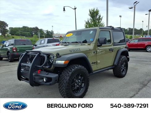 Used 2026 Jeep Wrangler Sport AWD/4WD image 9