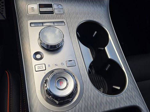 New 2026 Genesis GV70 2.5T Sport Prestige AWD/4WD image 9