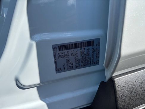 Used 2025 Nissan Rogue SV FWD image 31